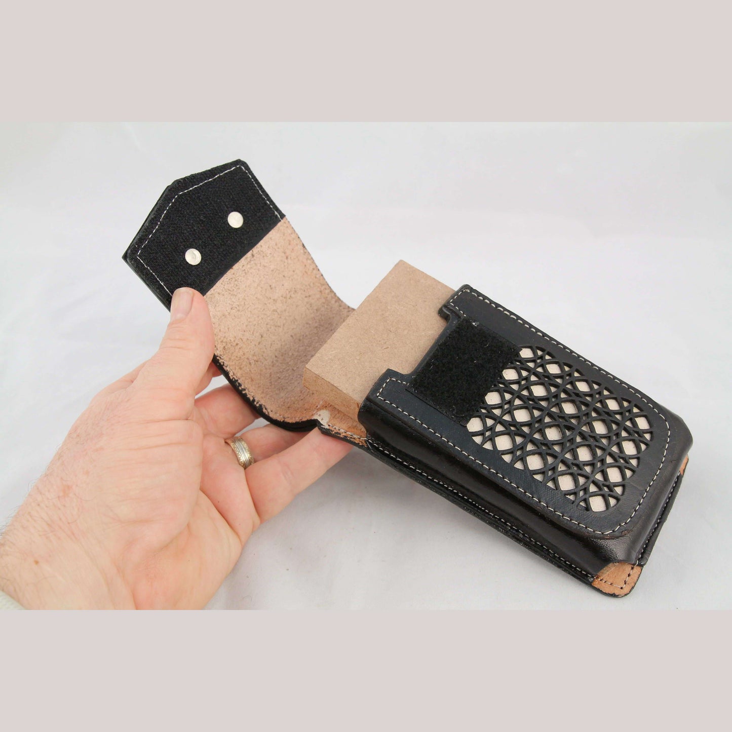 New Leather Belt Loop Cell Phone Holder/Pouch/Case Hand Made Embossed Mexico I