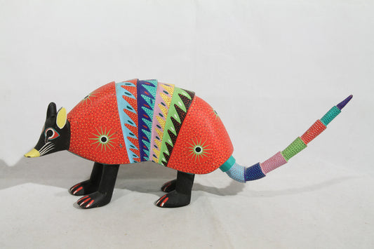 Wood Alebrije/Armadillo Vitoriano Ramirez Mex Folk Art Hand Painted Oaxaca